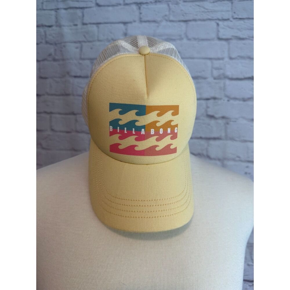 Billabong Yellow trucker cap
